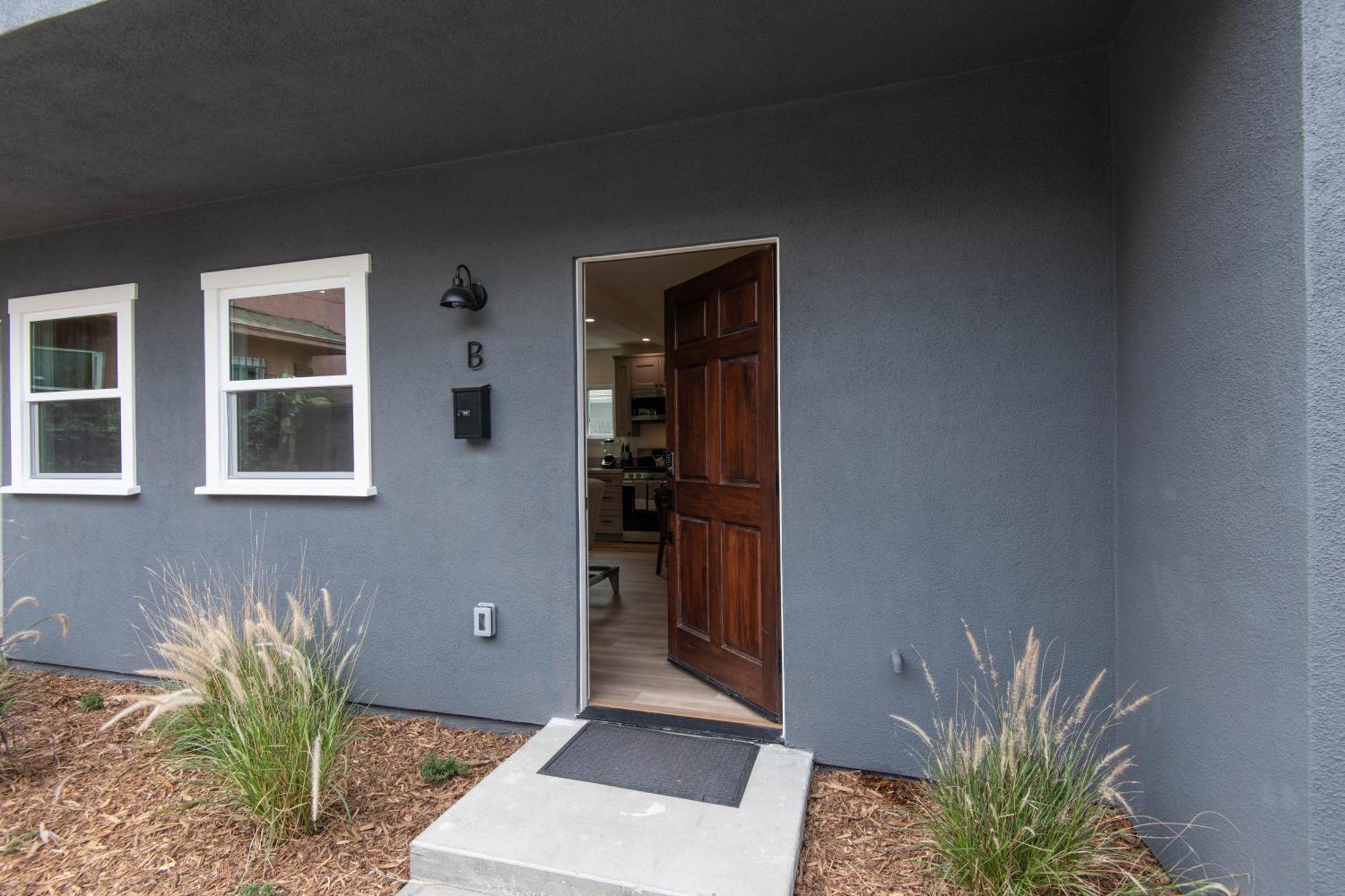 Beautiful Apartment In Atwater Village Glendale Exterior photo